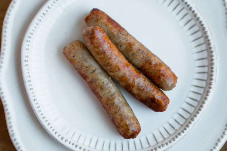 plated sausaged cooked in air fryer