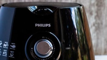 Air fryer ready to make mozzarella sticks