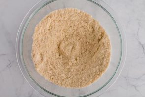 biscuit dry ingredients in a bowl