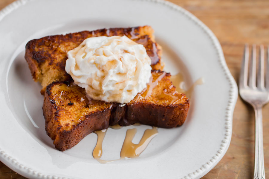 keto french toast with caramel drizzle