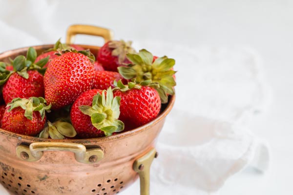 strawberries in bowl