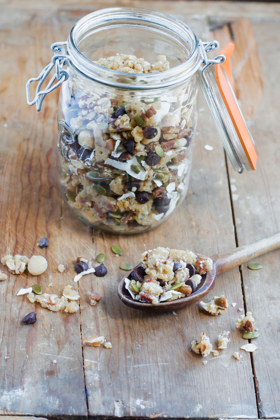 keto trail mix clusters